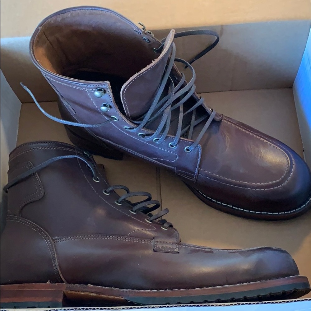 ORVIS BOOTS - men’s 13 D BRAND NEW in box